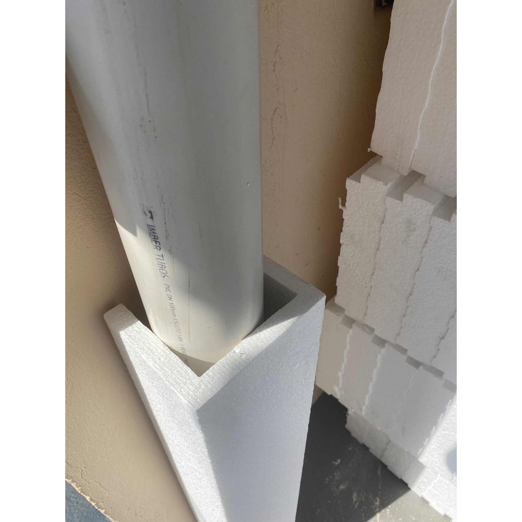 Acabamento Moldura Isopor Esconder Cano Calhas 11x11 / 1 Mt - Imagem 2